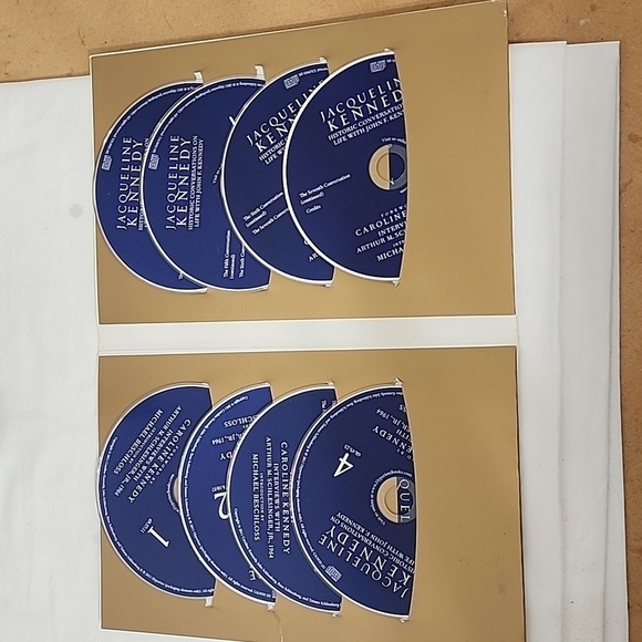 Jacqueline Kennedy Historic Conversations Book - Picture 3 of 3